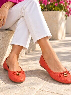 Tory Burch Chelsea Flats - Never worn -Size 9
